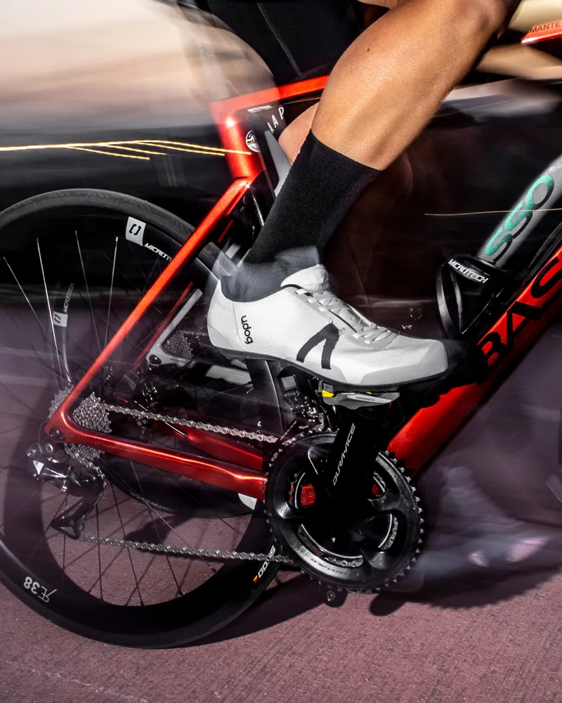 UDOG TENSIONE Road Cycling Shoes : Arctic White-11